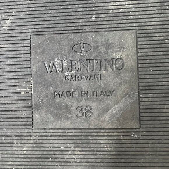 Valentino Garavani Roman Stud Black Leather Platform Sandals – Size 38 - Picture 6 of 9